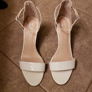 2" White Ankle strap with buckle